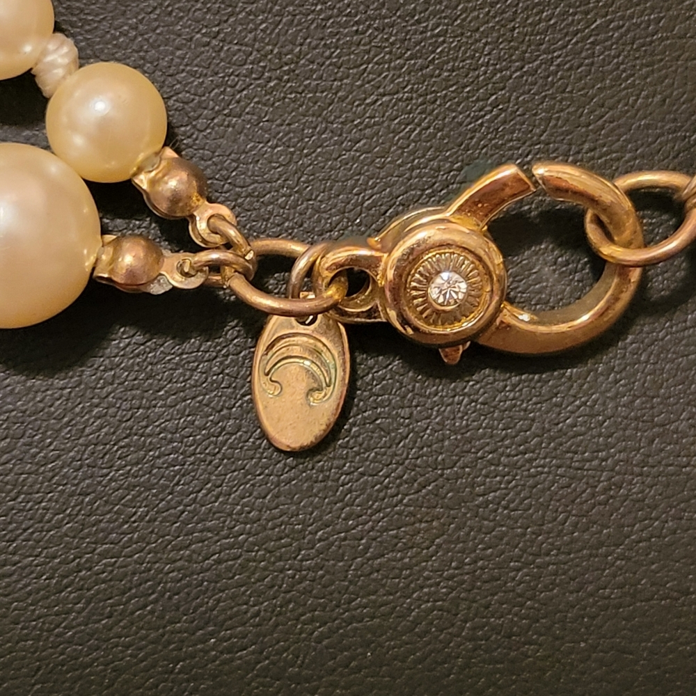 Estate Charming Charlie Faux Pearl Double Strand Necklace - Picture 5 of 5